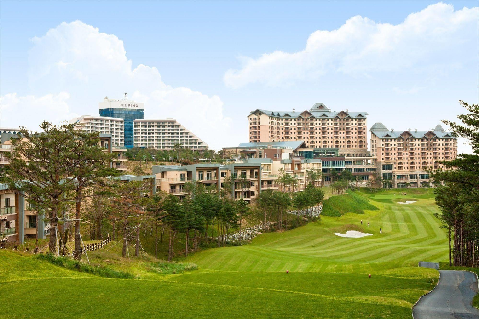 Delpino Sokcho Exterior foto